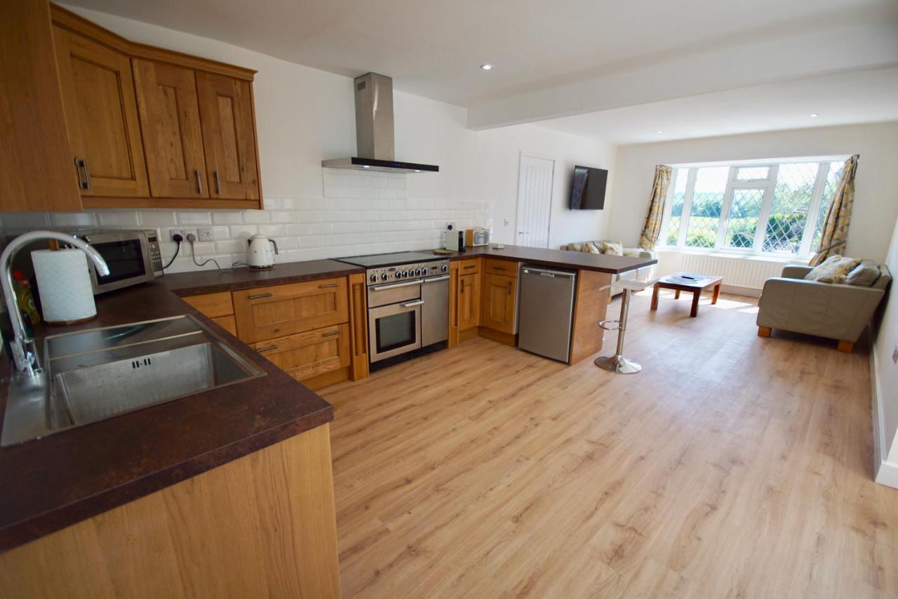 Villa Vale View Scalford Exterior foto